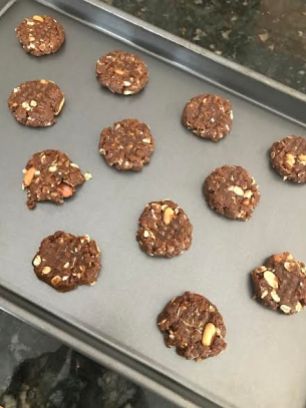 peanut-butter-flax-oat-cookies-before-oven